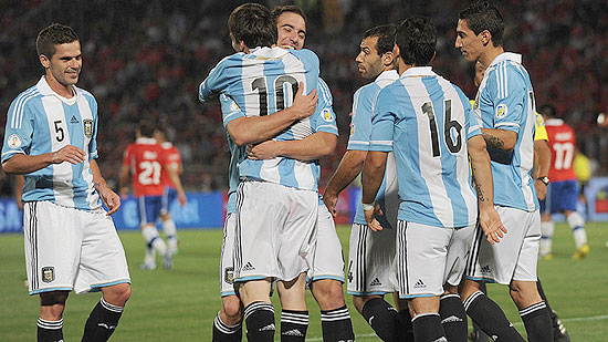 barca-va-real-phoi-hop-mang-chien-thang-ve-cho-argentina