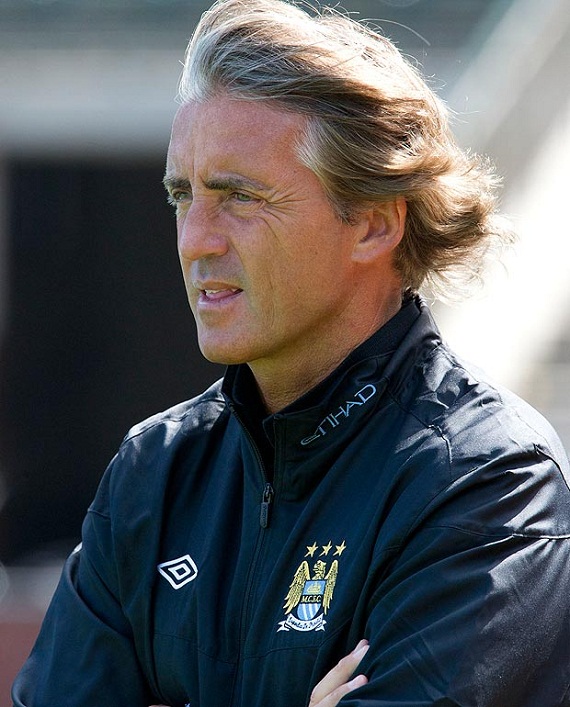 roberto-mancini-phat-cuong-vi-diep-vien-007