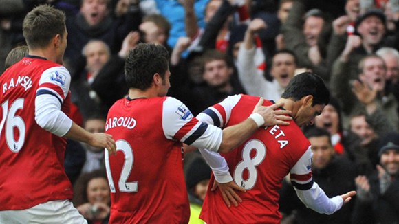 arsenal-1-0-qpr-chien-thang-toat-mo-hoi-hot