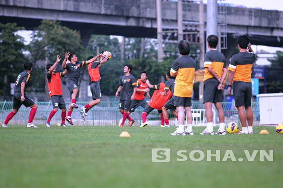 20h20 tối nay, Việt Nam - Thái Lan: Giấc mơ thiên đường mong manh 4