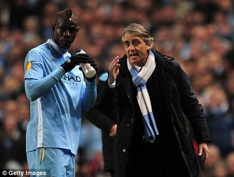 Balotelli và Mancini giống như một cặp vợ chồng 1