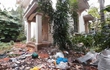 Cận cảnh biệt thự cựu Chủ tịch Hà Nội từng ở bị bỏ hoang lãng phí, ngập rác thải