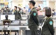 Người phụ nữ dùng giấy tờ giả để đi máy bay từ Phú Quốc - TP HCM