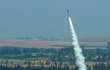 Iran tuyên bố sẵn sàng dừng tấn công, Yemen phóng tên lửa tấn công Israel