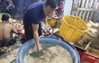 Công an TP HCM kiểm tra đột xuất, phát hiện 3 cơ sở ngâm hoa chuối bằng hoá chất