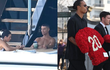 "Tóm gọn" Ronaldo cùng bạn gái sexy trên du thuyền, không đến dự tang lễ Diogo Jota, dân mạng tranh cãi kịch liệt