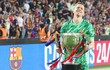Barcelona gia hạn với thủ môn Szczesny đến năm 2027