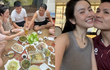 Chu Thanh Huyền lộ "con người thật" khi về quê Quang Hải, một hành động biết ngay mối quan hệ với bố mẹ chồng