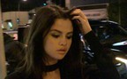 Selena Gomez phục hồi chậm, cảm thấy sợ hãi và khóc rất nhiều trong quá trình điều trị tâm thần