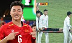 Tuyển thủ U23 Việt Nam chấn thương, rời sân bằng cáng ngay khi về từ U23 châu Á, các đồng đội lo lắng hỏi thăm