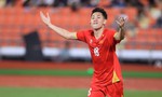 "Hôm nay, tất cả đều phải ngả mũ trước sự cố gắng của ĐT Việt Nam!"