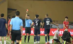 V.League: Từ chiếc thẻ đỏ của Đoàn Văn Hậu...