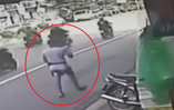 Camera "bóc" cảnh nam tiktoker bị chém gần đứt bàn tay: Nhóm đối tượng ra tay trong 30 giây