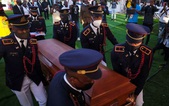 Các cuộc biểu tình bạo lực diễn ra trong đám tang của Tổng thống Haiti