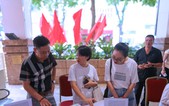 Người dân quét mã QR góp ý phương án điều chỉnh quy hoạch khu vực hồ Hoàn Kiếm