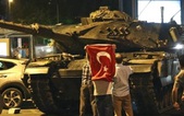 Thổ Nhĩ Kỳ đình chỉ hơn 12.000 cảnh sát liên quan đến giáo sĩ Gulen