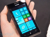 Huawei Ascend W1 - smartphone WP 8 rẻ nhất