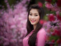 Hoa hậu Thu Thảo gợi cảm cùng sắc đen