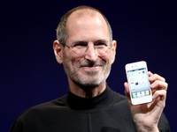 Sắp sửa ra mắt &apos;phim chế về Steve Jobs