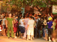 Nghệ An: Sét đánh chúng 3 hộ gia đình, nhiều người thoát nạn