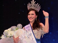  Miss Hong Kong 2013 gây thất vọng vì toàn thí sinh 'xấu đều'