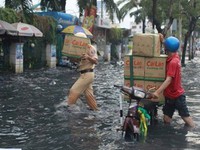 Mẹ chồng lên mạng giám sát con dâu