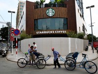 Cuộc sống khốn khó của CEO nổi tiếng Starbucks