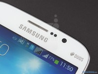Rò rỉ thiết kế "cồng kềnh" của Galaxy S4 Zoom