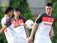 HLV Hoàng Văn Phúc chê trung vệ U23 Việt Nam