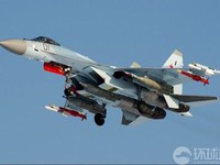 Video ấn tượng 'dìm hàng' chiến đấu cơ thế kỷ Su-35