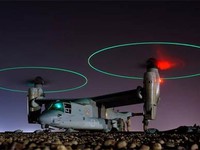 MV-22 Osprey lần đầu hạ cánh xuống tàu chở trực thăng của Nhật