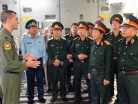 Tổng Tham mưu trưởng QĐND Việt Nam thăm Pháp