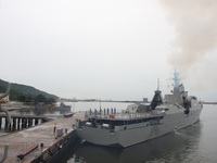 Dư luận Trung Quốc bình luận nóng hai chiến hạm Việt Nam