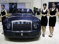 Lamborghini 350.000 bảng Anh của hoàng gia Qatar bị bắt