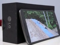 &quote;Đập hộp LG G Flex màn hình cong ở VN giá 20 triệu