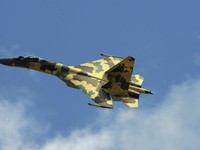 'Lái buôn vũ khí' Nga có khách hàng đầu tiên tại Paris Airshow 2013