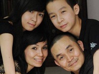 Những hình ảnh thấm đẫm tình mẫu tử của Lâm Chí Khanh và con nuôi