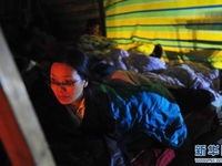 Trung Quốc: Động đất kinh hoàng, 320 người thương vong