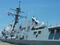 "Kỳ lạ" chiến hạm Mỹ mang tên thành phố Việt Nam