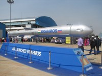 Malaysia sẽ mua tên lửa BrahMos trước Việt Nam?