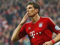 Bayern muốn "vợt" nốt Lewandowski