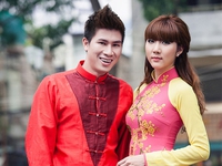 Vợ cũ Thiên Vương Hong Kong Lê Minh Khoe nhẫn cưới