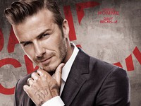 David Beckham xăm hình 34 tặng vợ yêu
