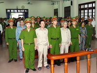 Hôm nay, 5 cựu quan chức huyện Tiên Lãng hầu tòa