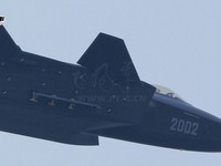 Tại sao phi công Mỹ 'kết' F-35 hơn F-22?