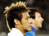 Sắm xong Neymar, Barca tiếp tục gia cố hàng thủ