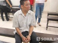 Bắc Ninh: Con trai chém điên loạn khiến bố lòi ruột 