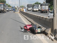 Thu giữ hàng nghìn quân trang bày bán trái phép