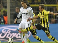 Sốc: Dính chấn thương, Cris Ronaldo nhịn đau đá với Dortmund