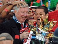 Sir Alex Ferguson đích thân tiết lộ bí mật nghỉ hưu